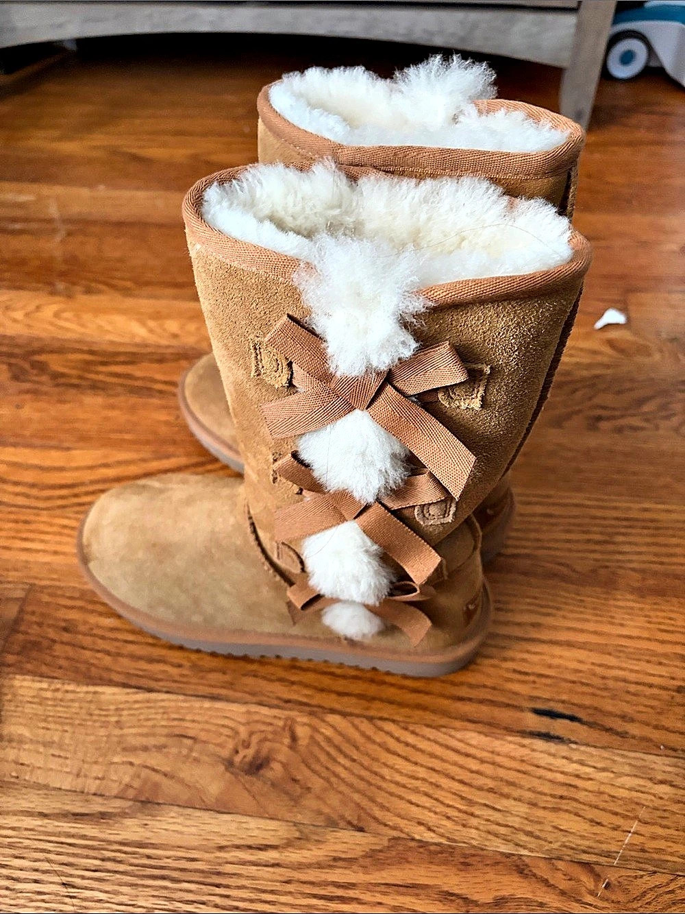 Koolaburra by UGG Victoria Tall Boot Brown US 6